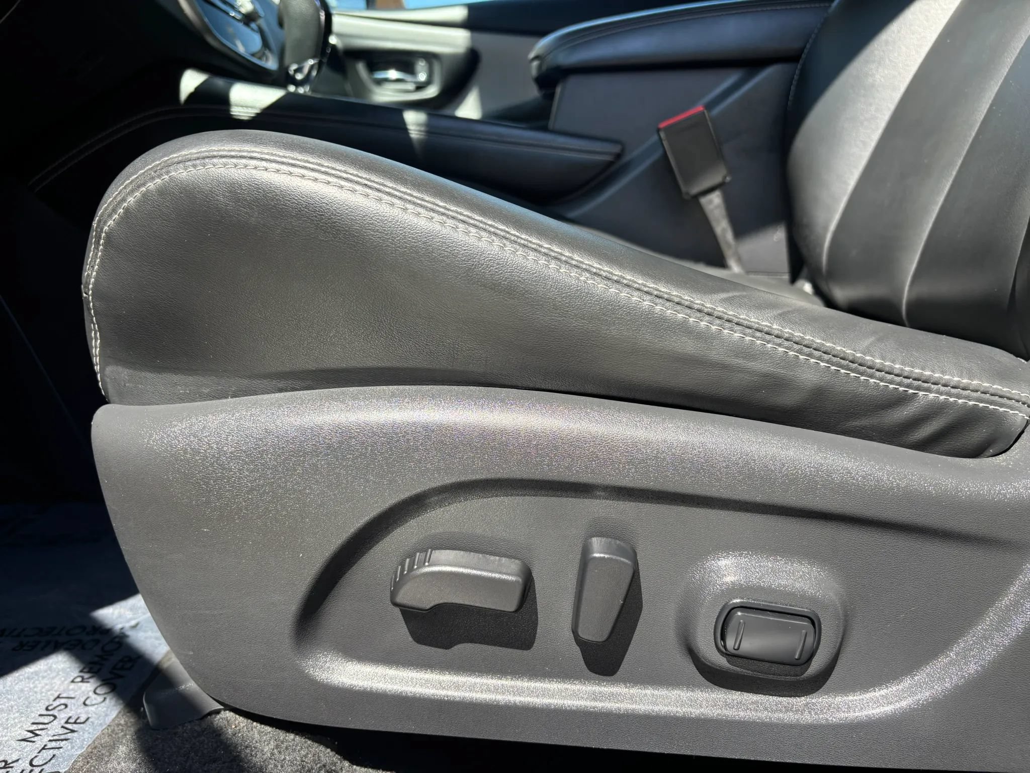 Used 2023 Nissan Murano SV AWD/4WD image 13