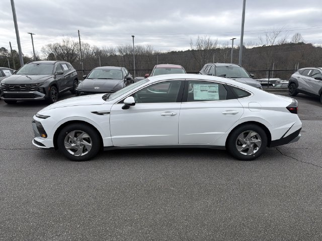 New 2026 Hyundai Sonata SE FWD image 4