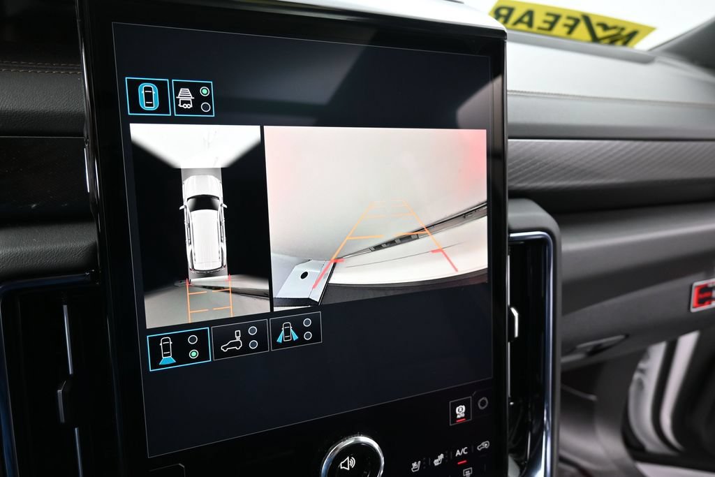 New 2026 GMC Yukon AT4 w/ AT4 Premium Package AWD/4WD image 44