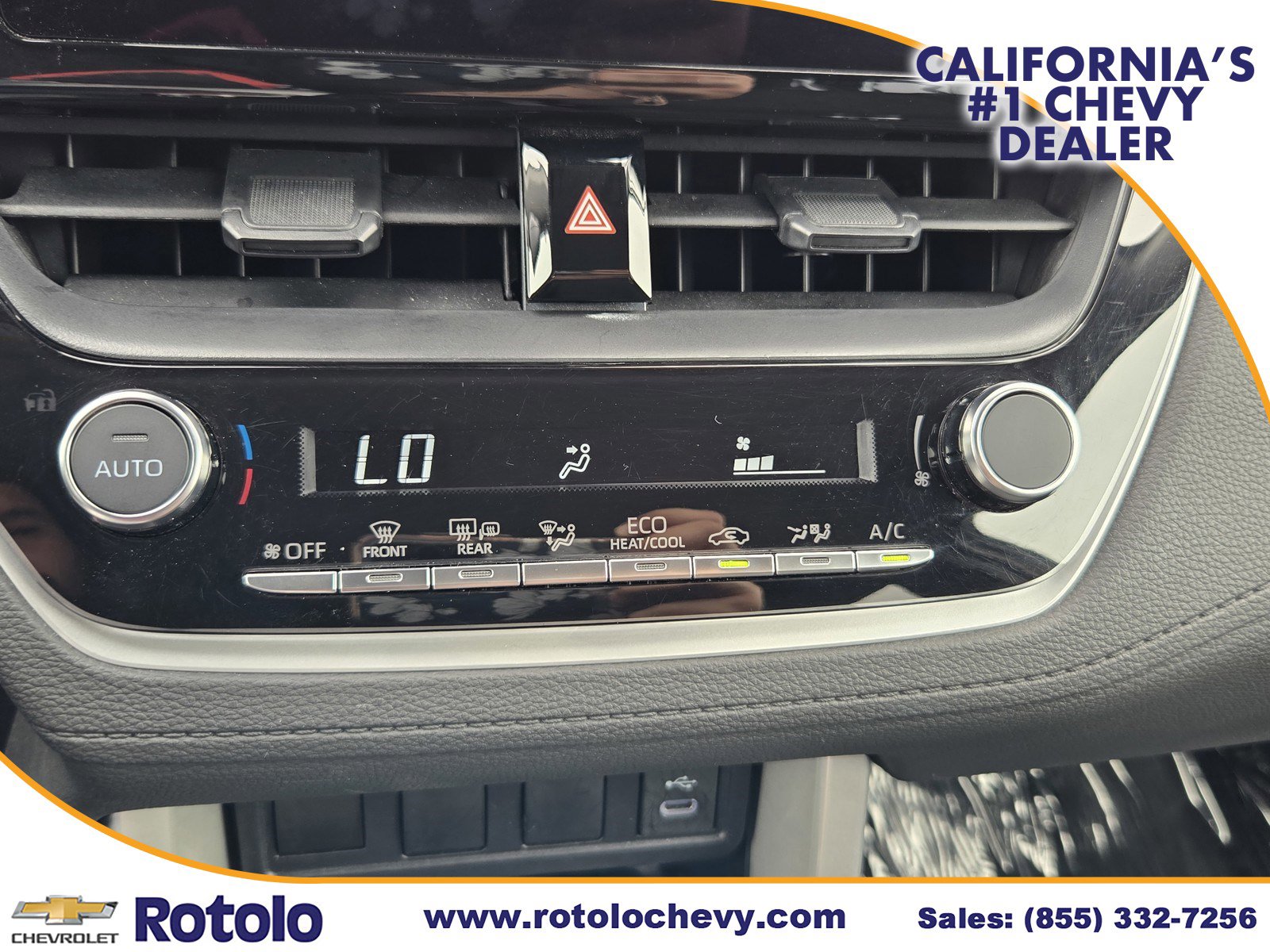 Used 2025 Toyota Corolla Cross LE image 25