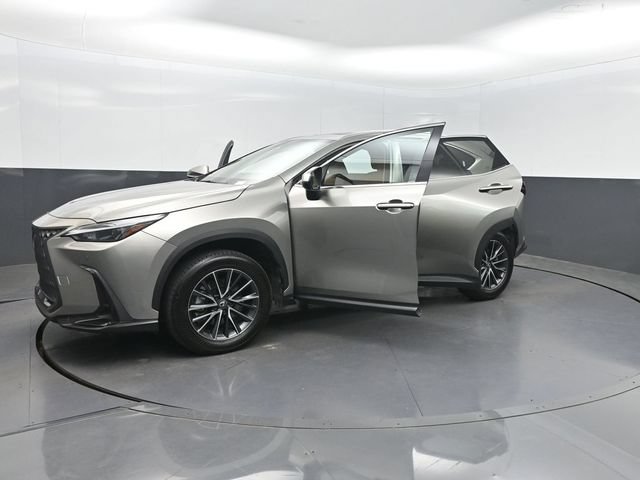 Used 2025 Lexus NX 250 FWD w/ Accessory Package (Z1) image 36
