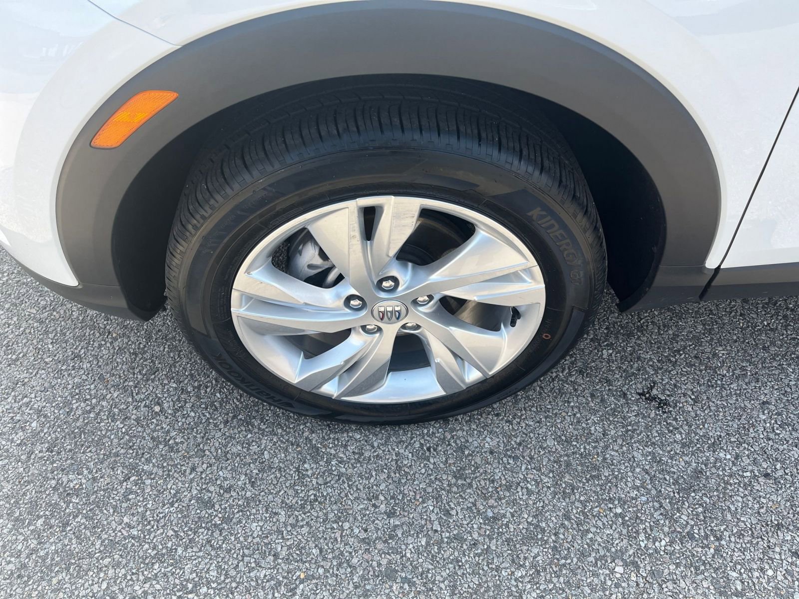 Used 2025 Buick Encore GX Preferred FWD image 29