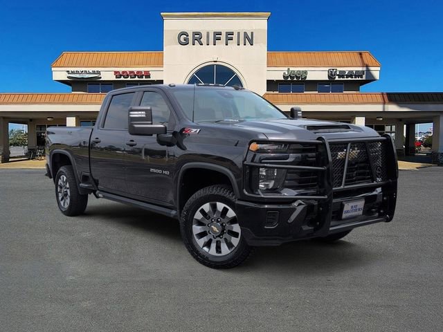 Used 2024 Chevrolet Silverado 2500 Custom w/ Custom Value Package AWD/4WD image 1