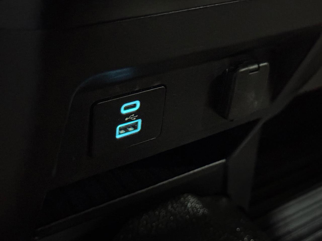 Used 2022 Ford F250 XL w/ Power Equipment Group AWD/4WD image 54
