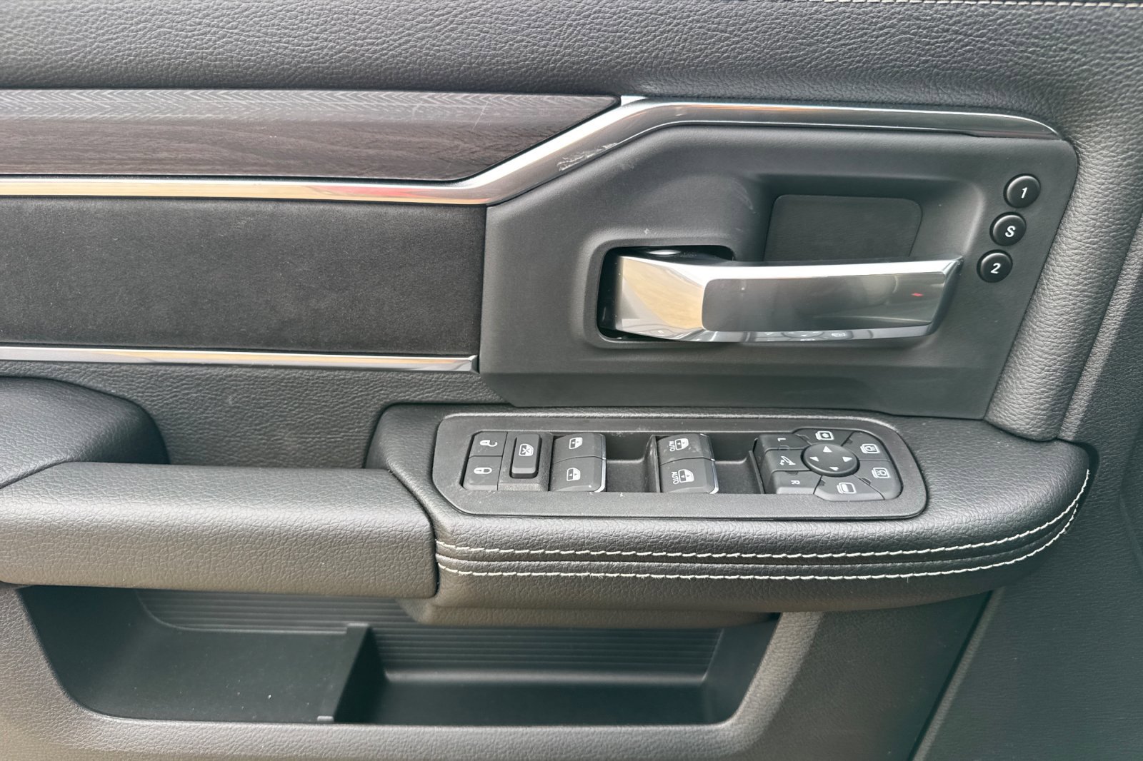 New 2026 RAM 3500 Laramie image 10