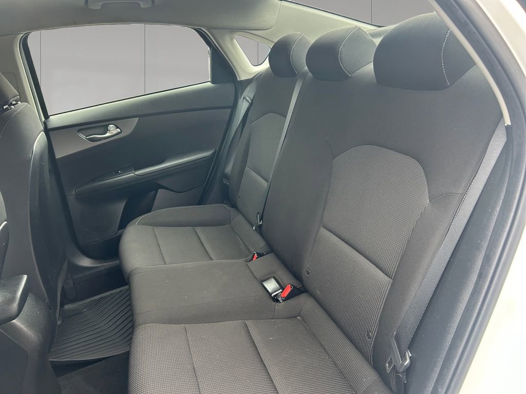 Used 2021 Kia Forte Sedan image 16