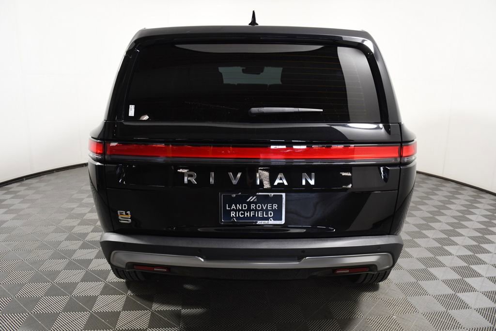 Used 2024 Rivian R1S Adventure AWD/4WD image 5
