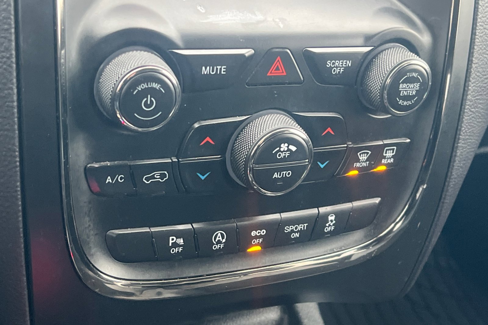 Used 2018 Dodge Durango GT w/ Quick Order Package 2BC image 23