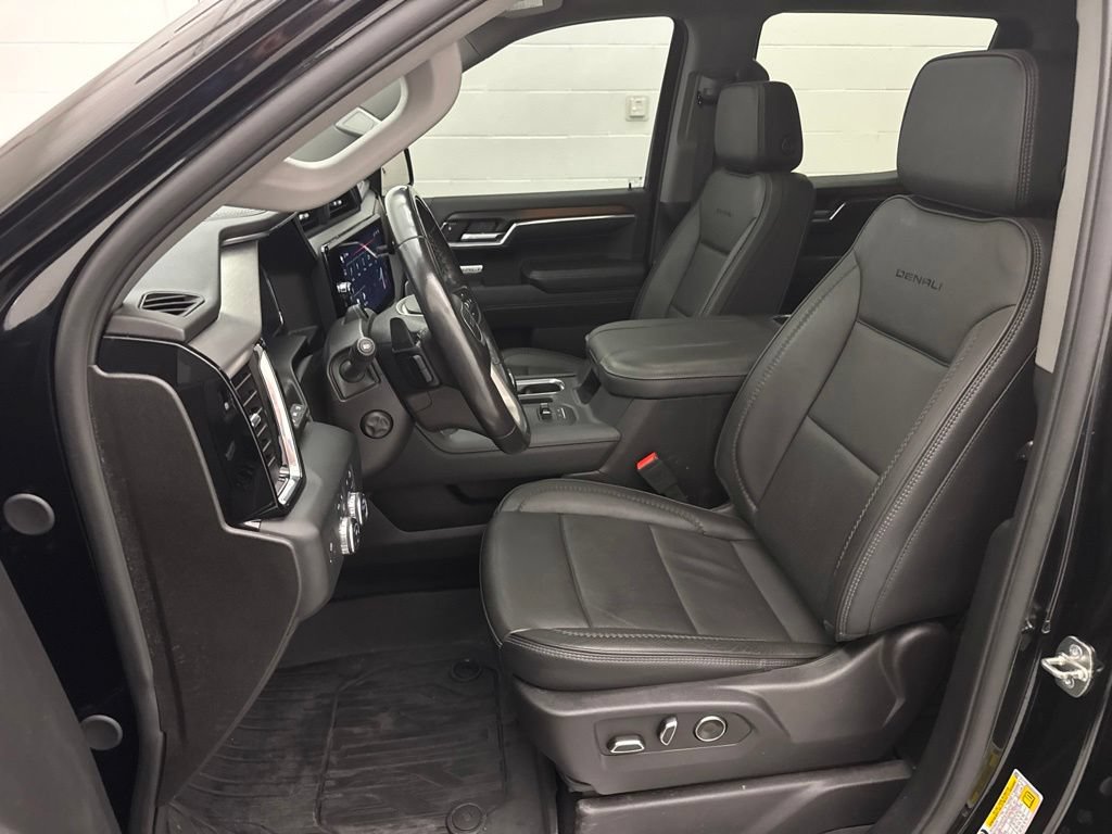 Used 2024 GMC Sierra 1500 Denali AWD/4WD image 19