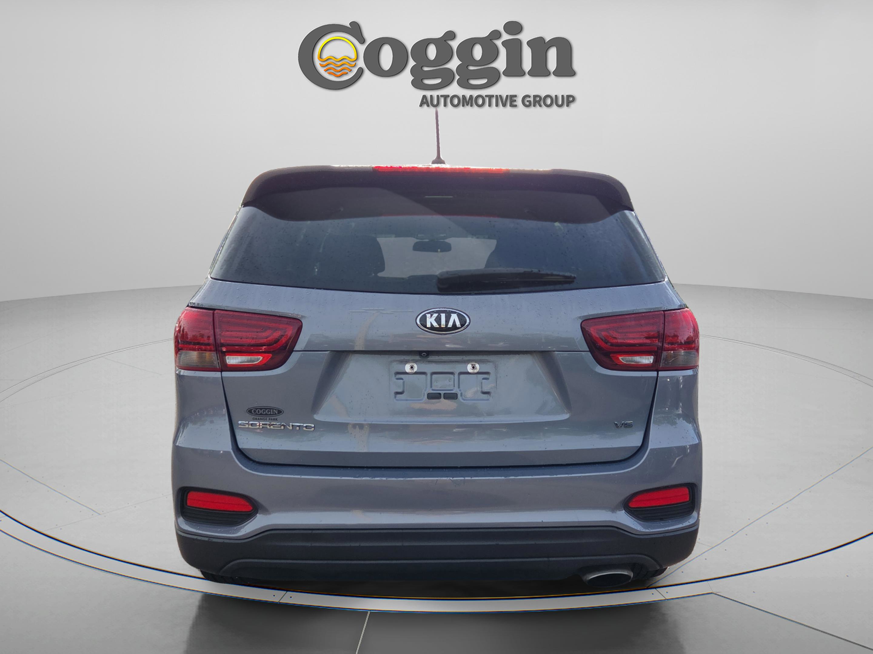 Used 2020 Kia Sorento LX image 4