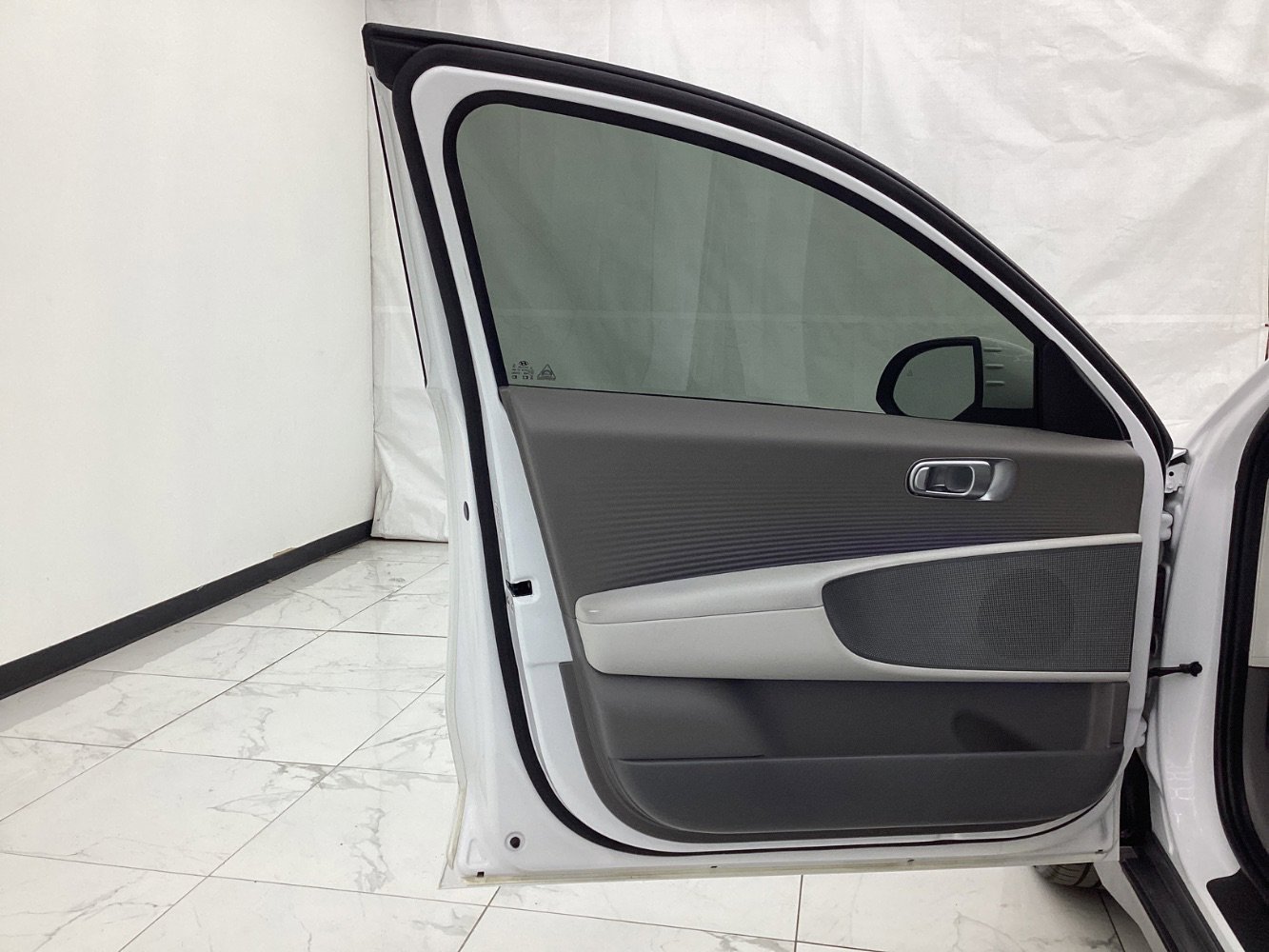 Used 2023 Hyundai Ioniq 6 SEL image 18