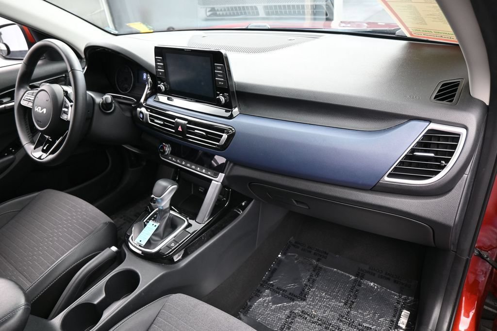 Used 2023 Kia Seltos S FWD image 39