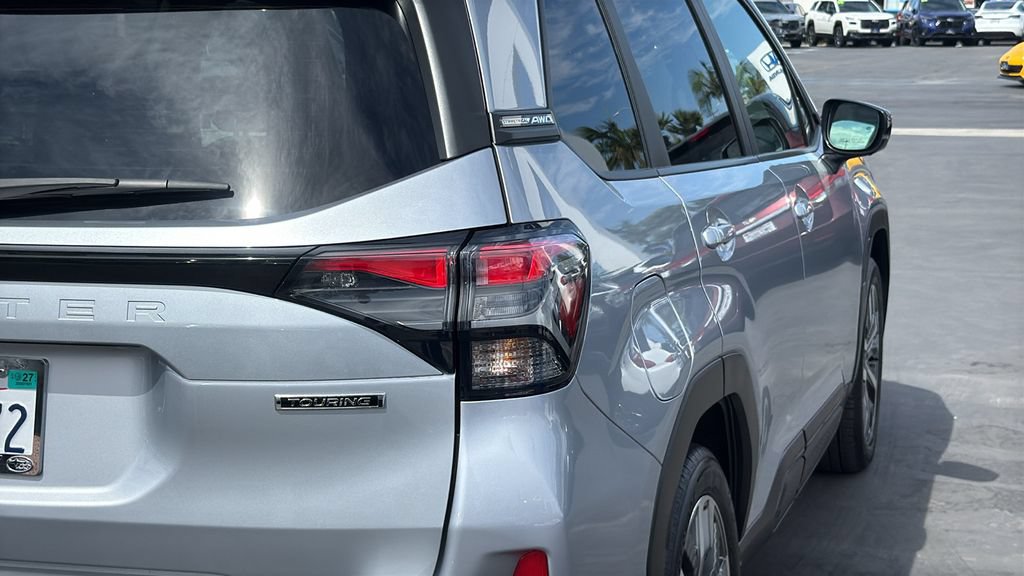 Certified 2025 Subaru Forester Touring AWD/4WD image 7