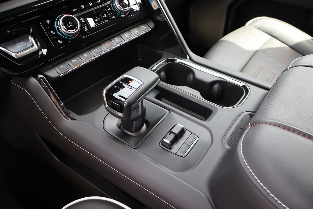 Used 2025 GMC Sierra 1500 AT4X AWD/4WD image 31