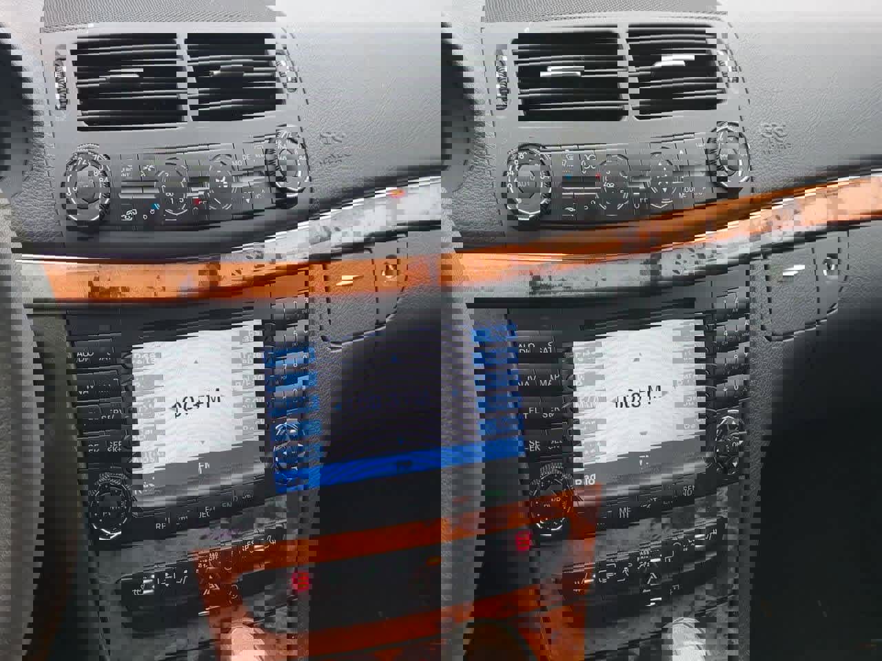 Used 2006 Mercedes-Benz E 350 Sedan image 28