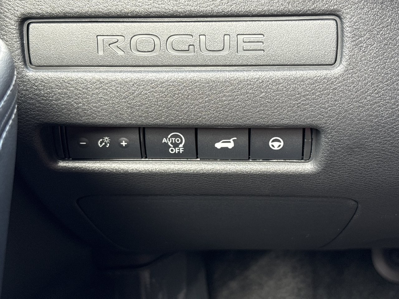 New 2027 Nissan Rogue Dark Armor FWD image 12
