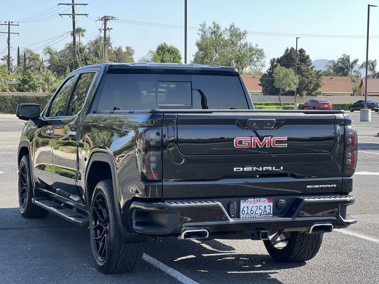 Used 2020 GMC Sierra 1500 Denali RWD image 19
