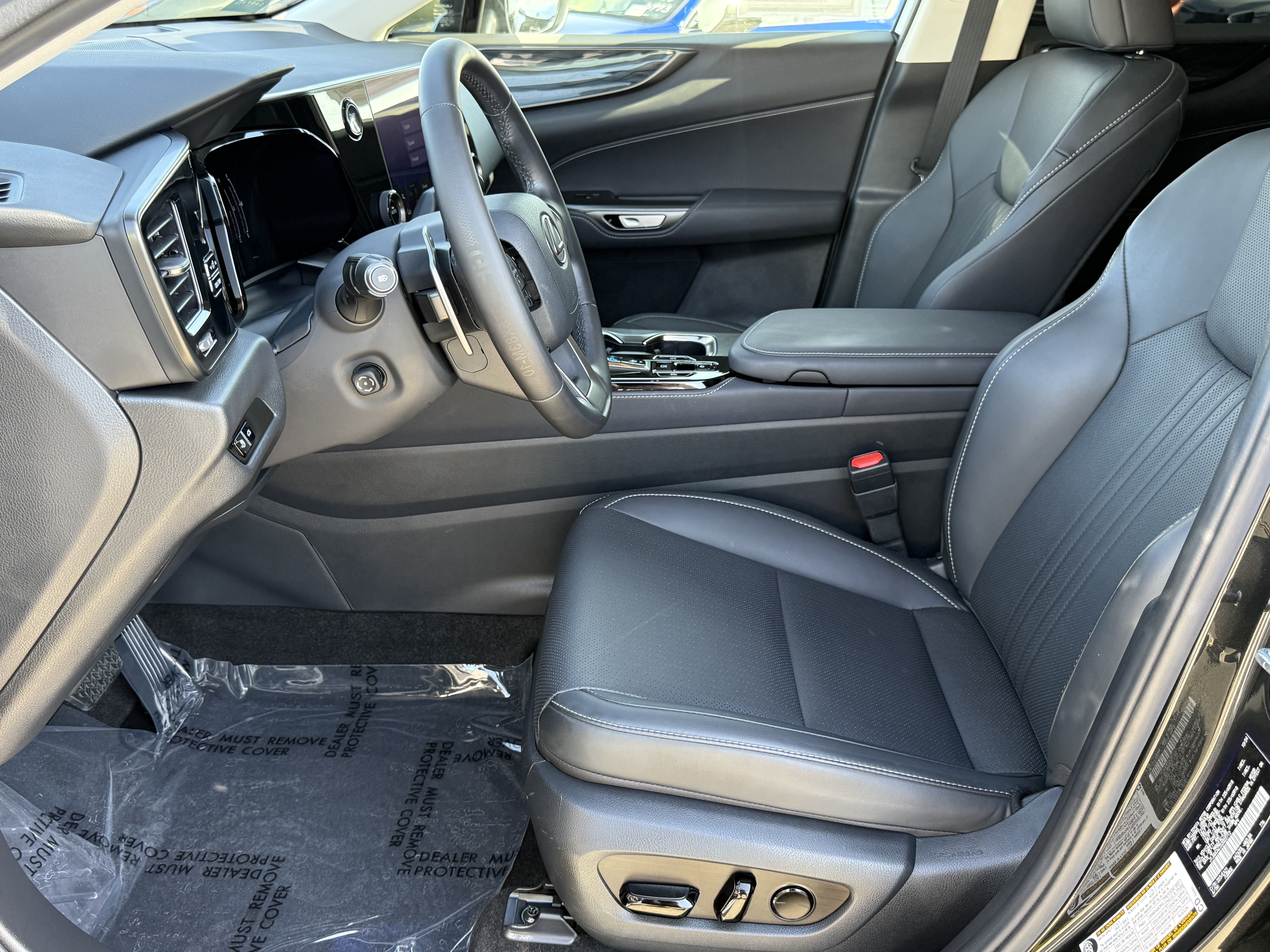 Certified 2025 Lexus NX 250 FWD w/ Premium Package image 20