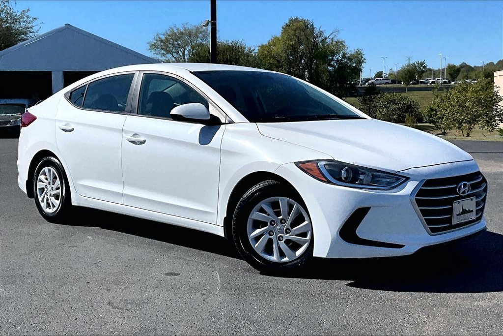 Used 2018 Hyundai Elantra SE FWD image 34