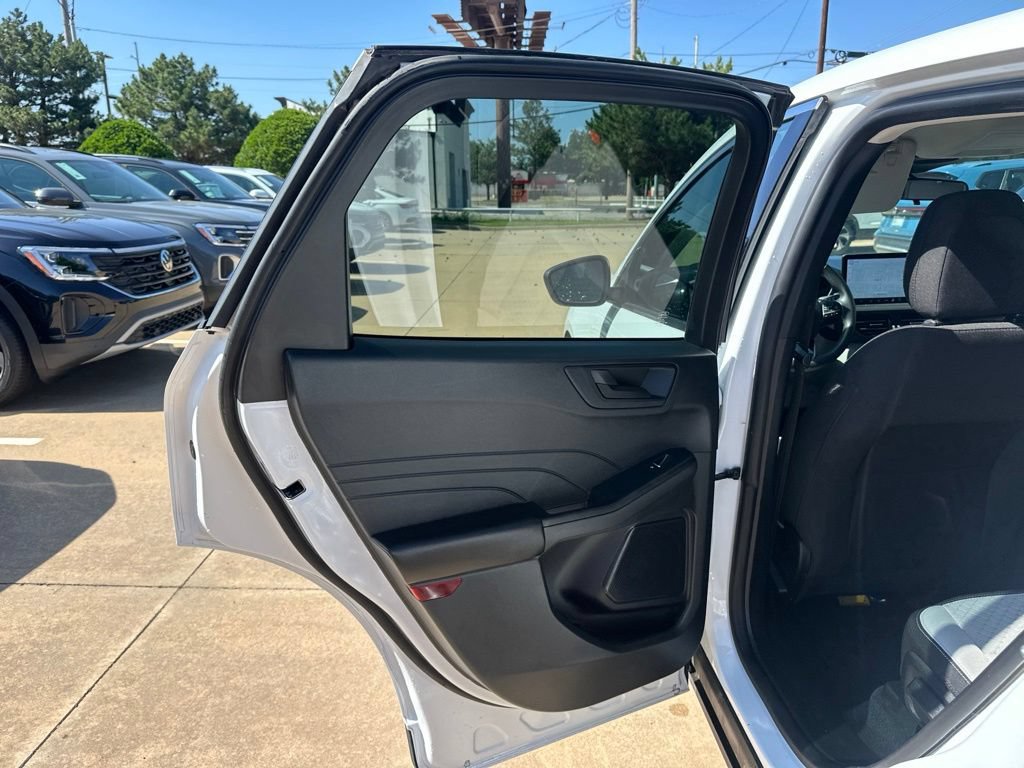 Used 2023 Ford Escape Active w/ Tech Pack #1 FWD image 11