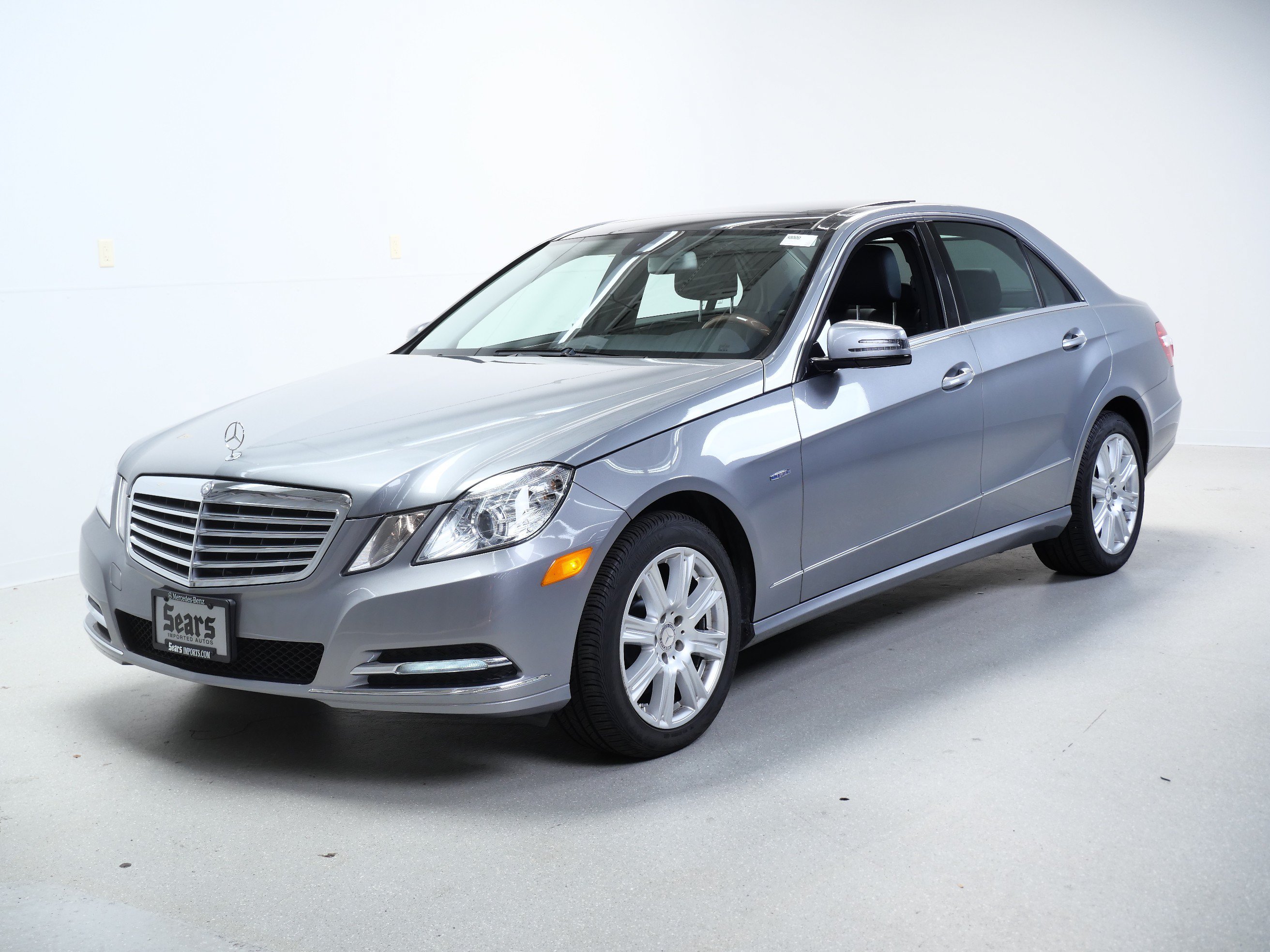 Used 2012 Mercedes-Benz E 350 4MATIC Sedan image 8