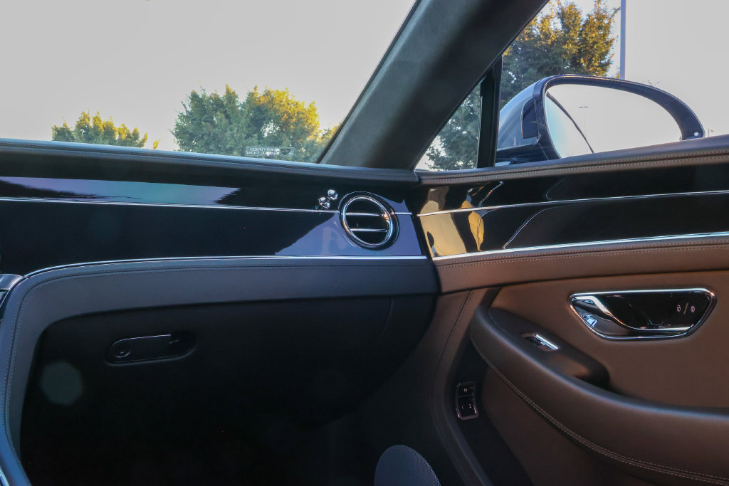 Used 2020 Bentley Continental GT AWD/4WD image 34