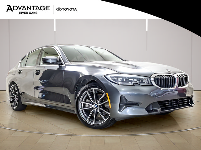 Used 2022 BMW 330i xDrive Sedan w/ Premium Package 2 AWD/4WD image 2