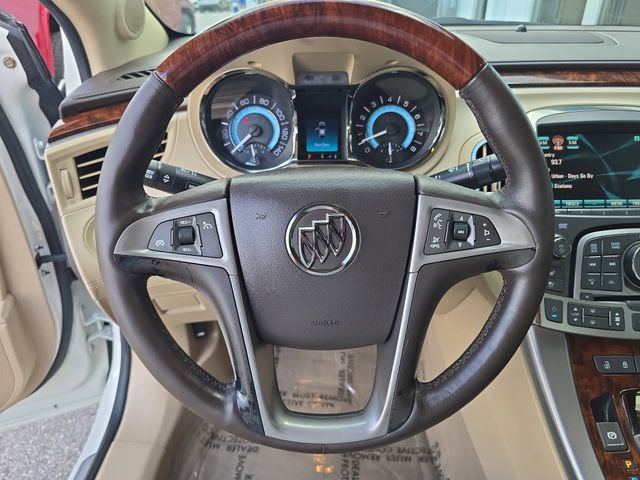 Used 2010 Buick LaCrosse CXS image 26