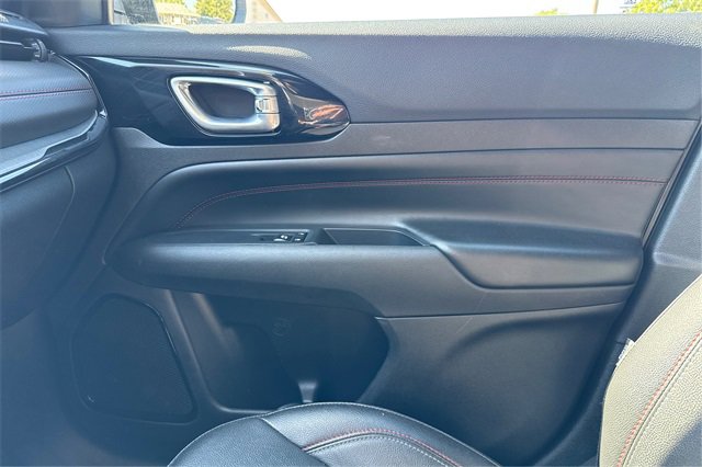 Used 2024 Jeep Compass Trailhawk image 20