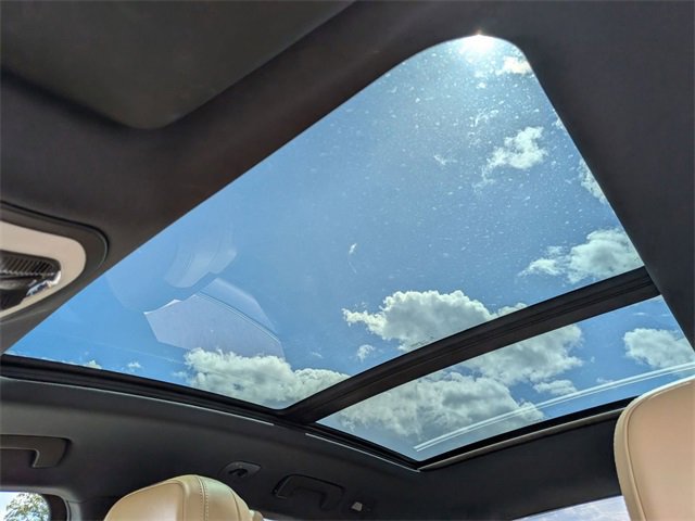 Used 2018 Porsche Macan image 17