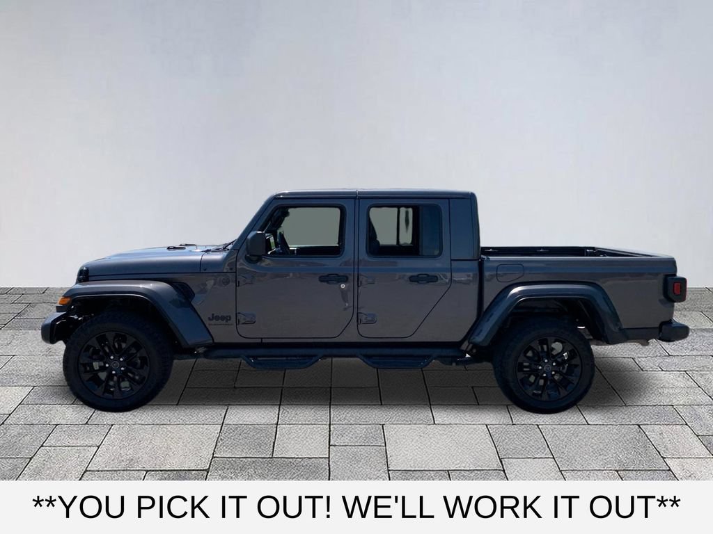 Used 2025 Jeep Gladiator Sport AWD/4WD image 4