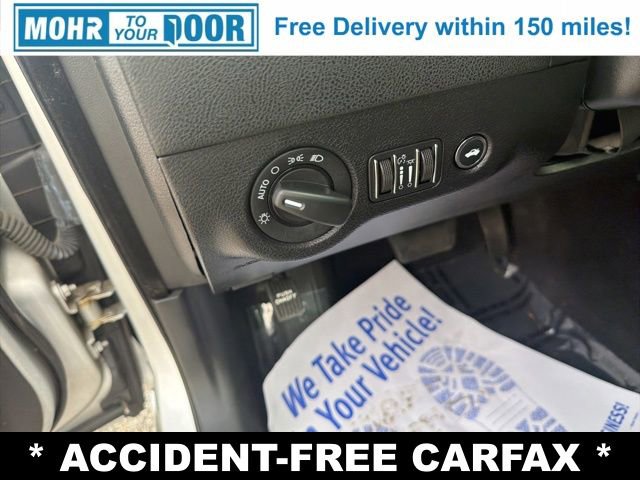 Used 2019 Dodge Charger SXT image 14