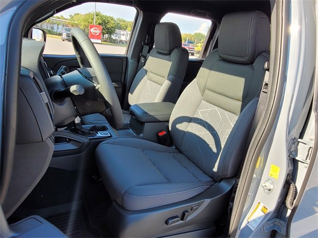 New 2026 Nissan Frontier SV image 9