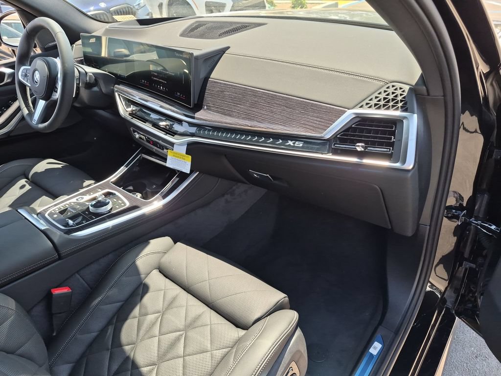 New 2026 BMW X5 xDrive50e w/ Executive Package AWD/4WD image 9