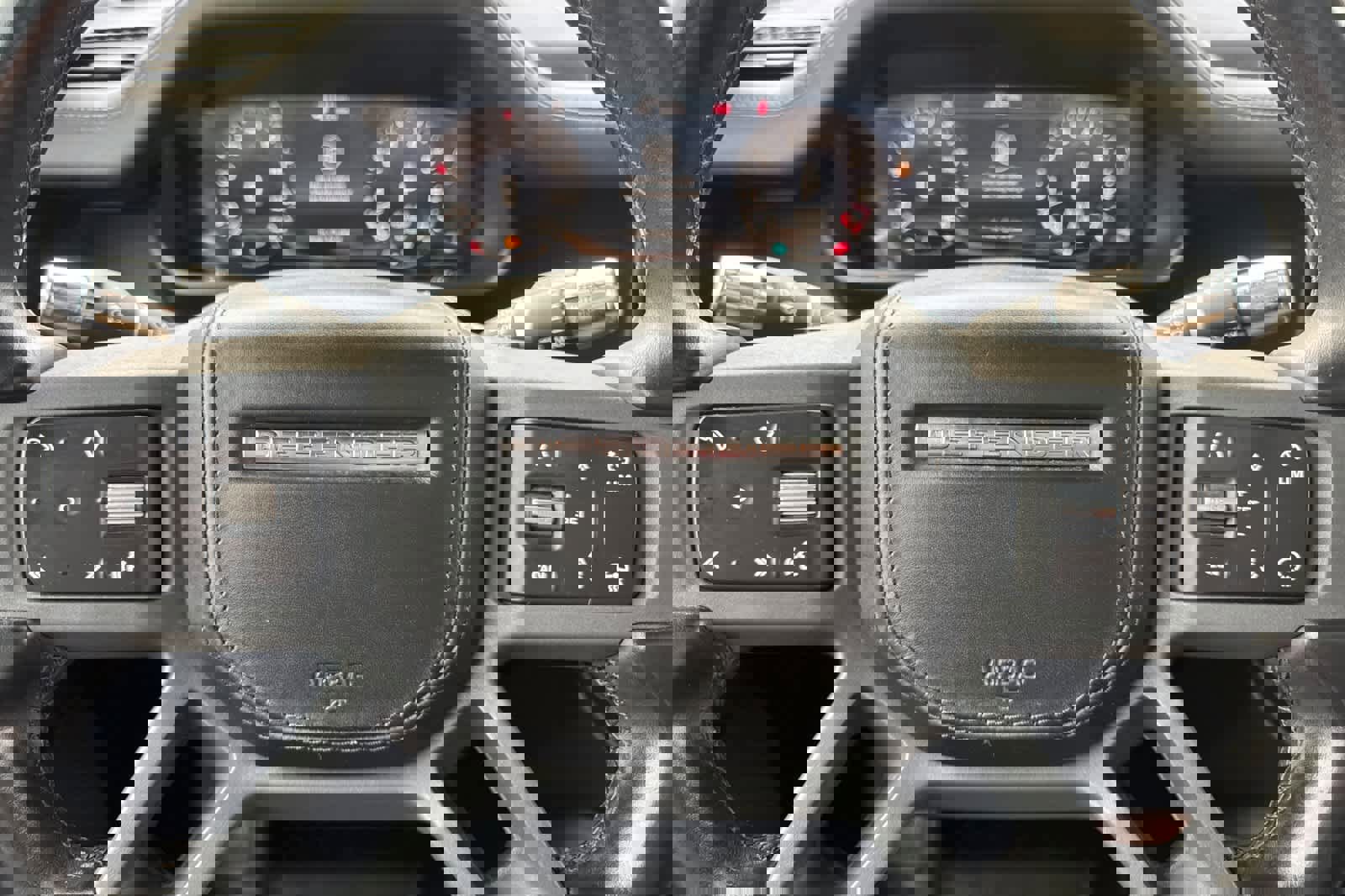 Used 2021 Land Rover Defender 110 X image 26