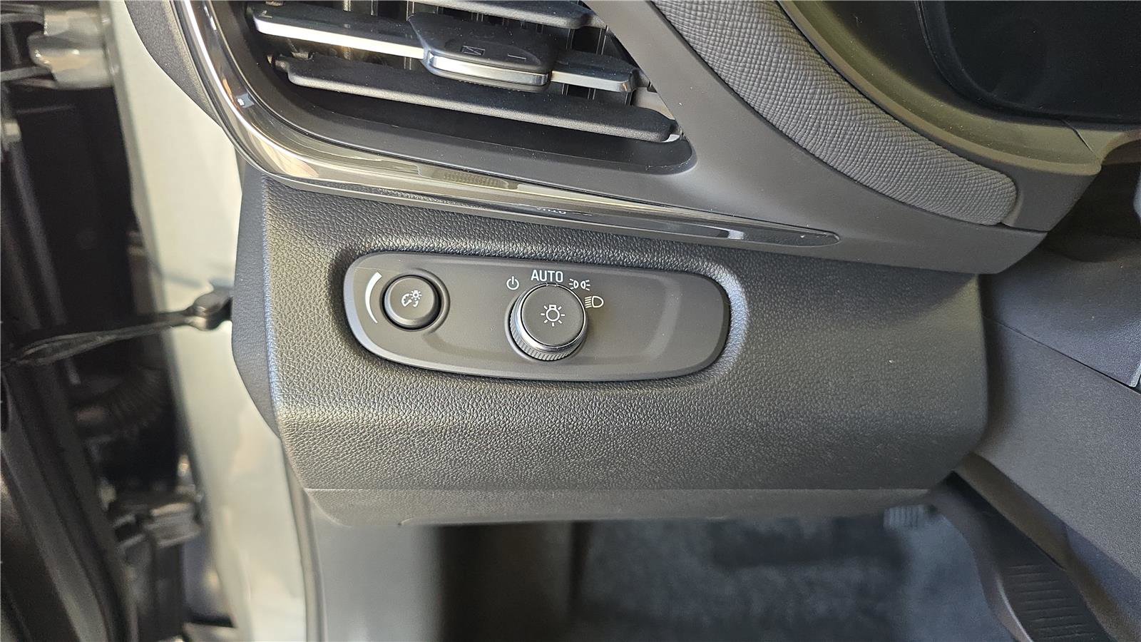 New 2026 Buick Envista Preferred w/ Convenience I Package image 25