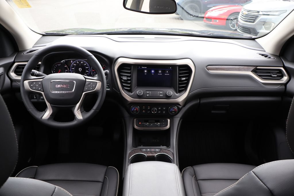 Used 2023 GMC Acadia Denali w/ Trailering Package AWD/4WD image 43