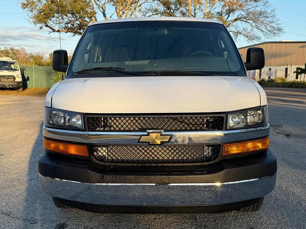 Used 2025 Chevrolet Express 2500 w/ Driver Convenience Package image 10