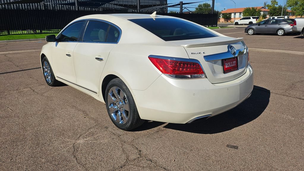 Used 2013 Buick LaCrosse Premium w/ Entertainment Package FWD image 8