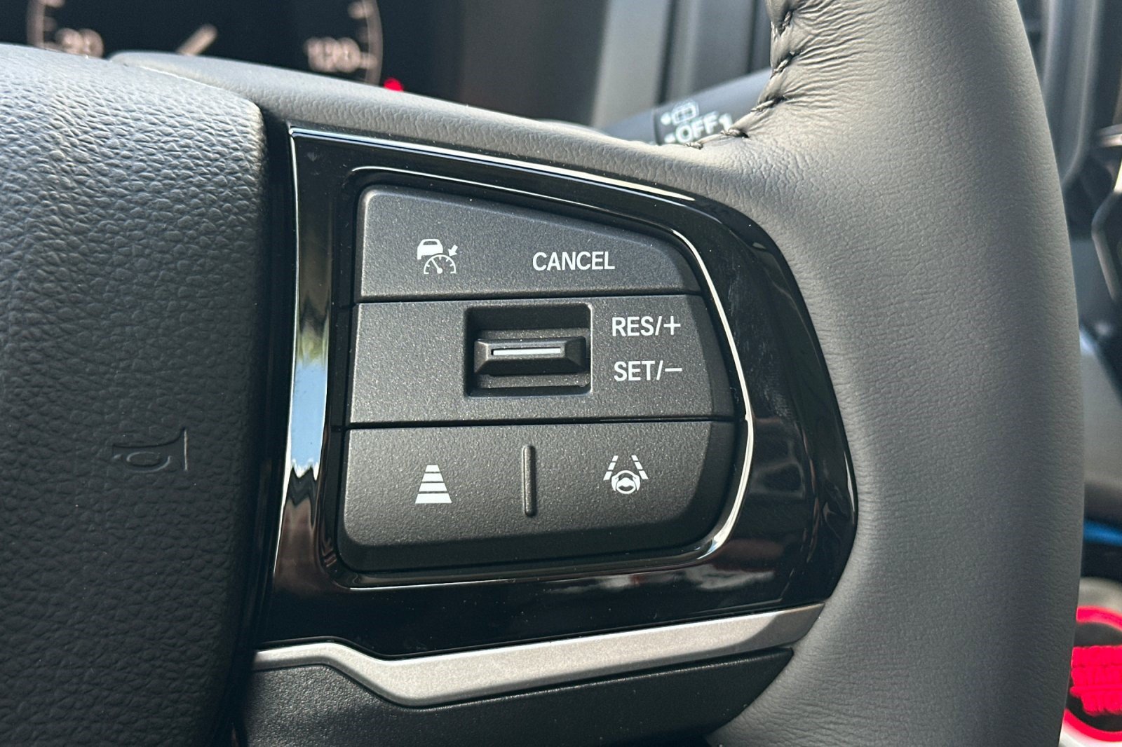 New 2026 Honda Odyssey Touring image 16