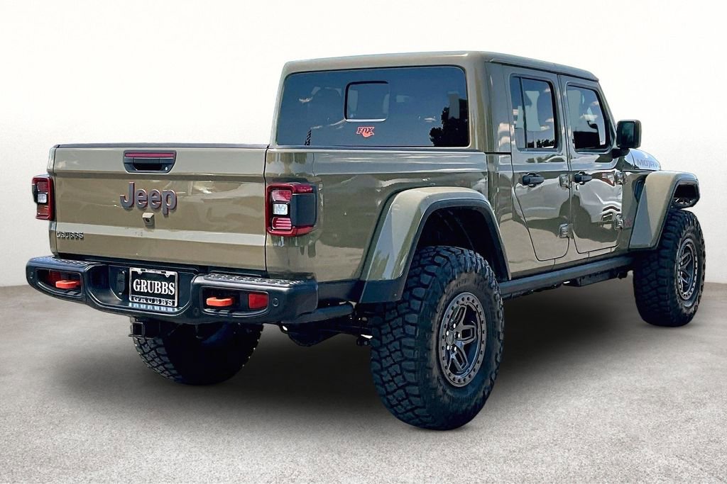 Used 2026 Jeep Gladiator Mojave AWD/4WD image 2