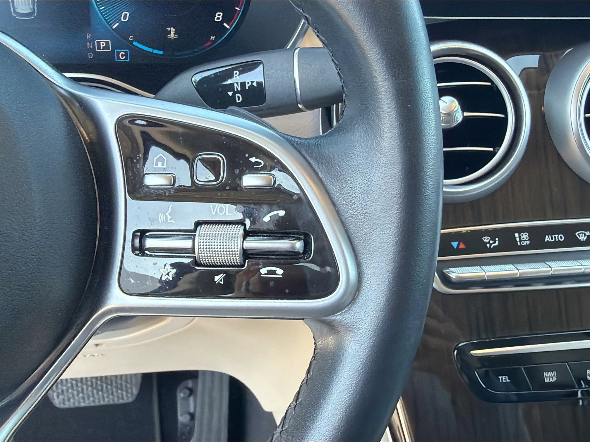 Used 2022 Mercedes-Benz GLC 300 image 38