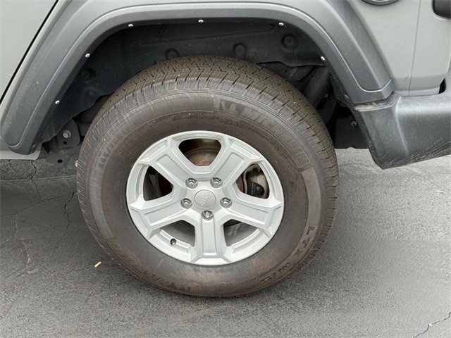 Used 2021 Jeep Wrangler Unlimited Sport image 4