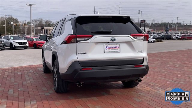 Used 2023 Toyota RAV4 XLE Premium image 8