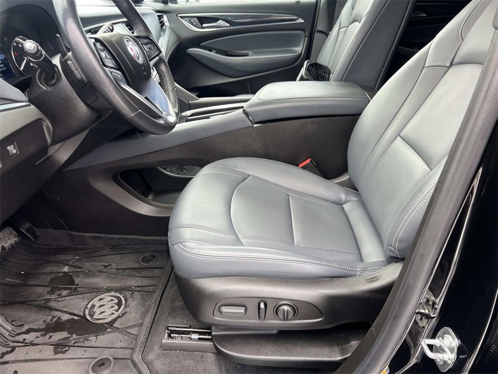 Certified 2024 Buick Enclave Essence w/ Experience Buick Package image 17