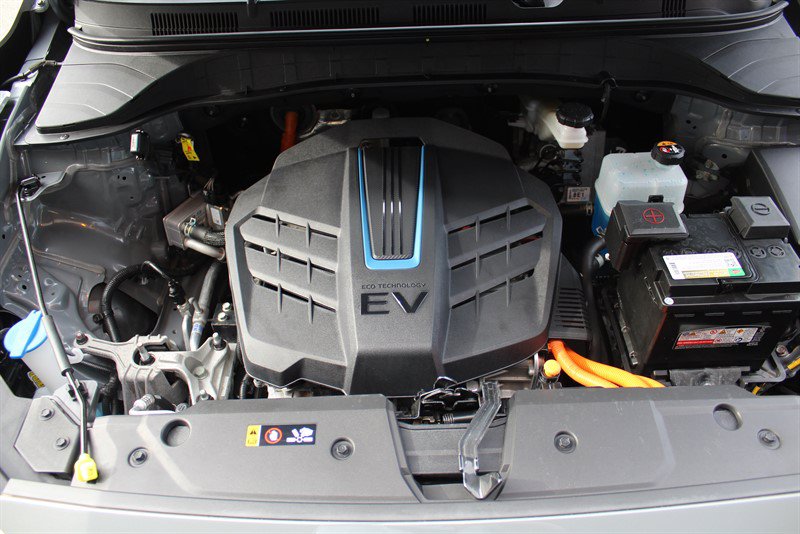 Used 2021 Hyundai Kona Limited FWD image 32