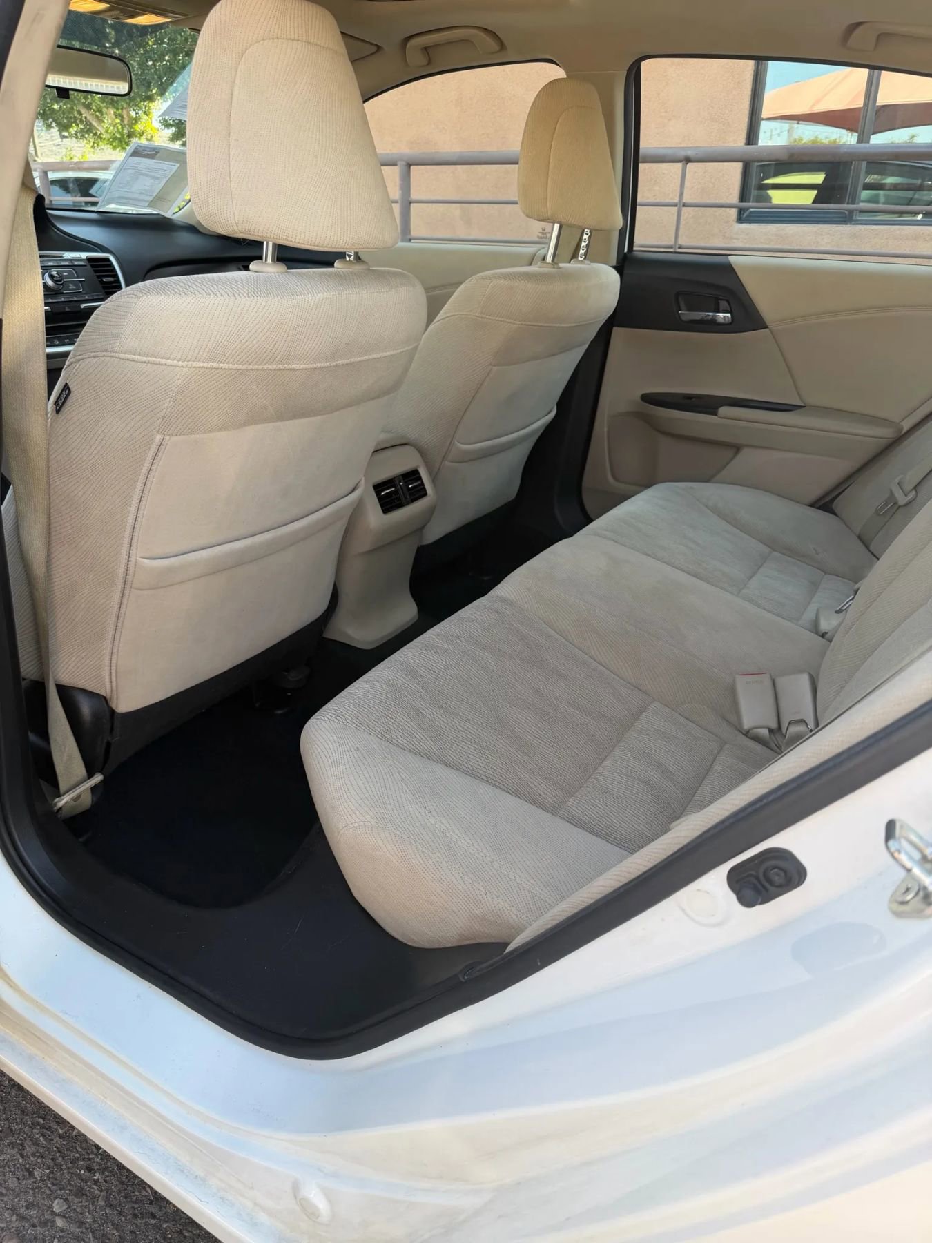 Used 2015 Honda Accord EX image 10