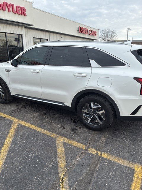 Used 2022 Kia Sorento EX w/ Panoramic Sunroof Package image 17
