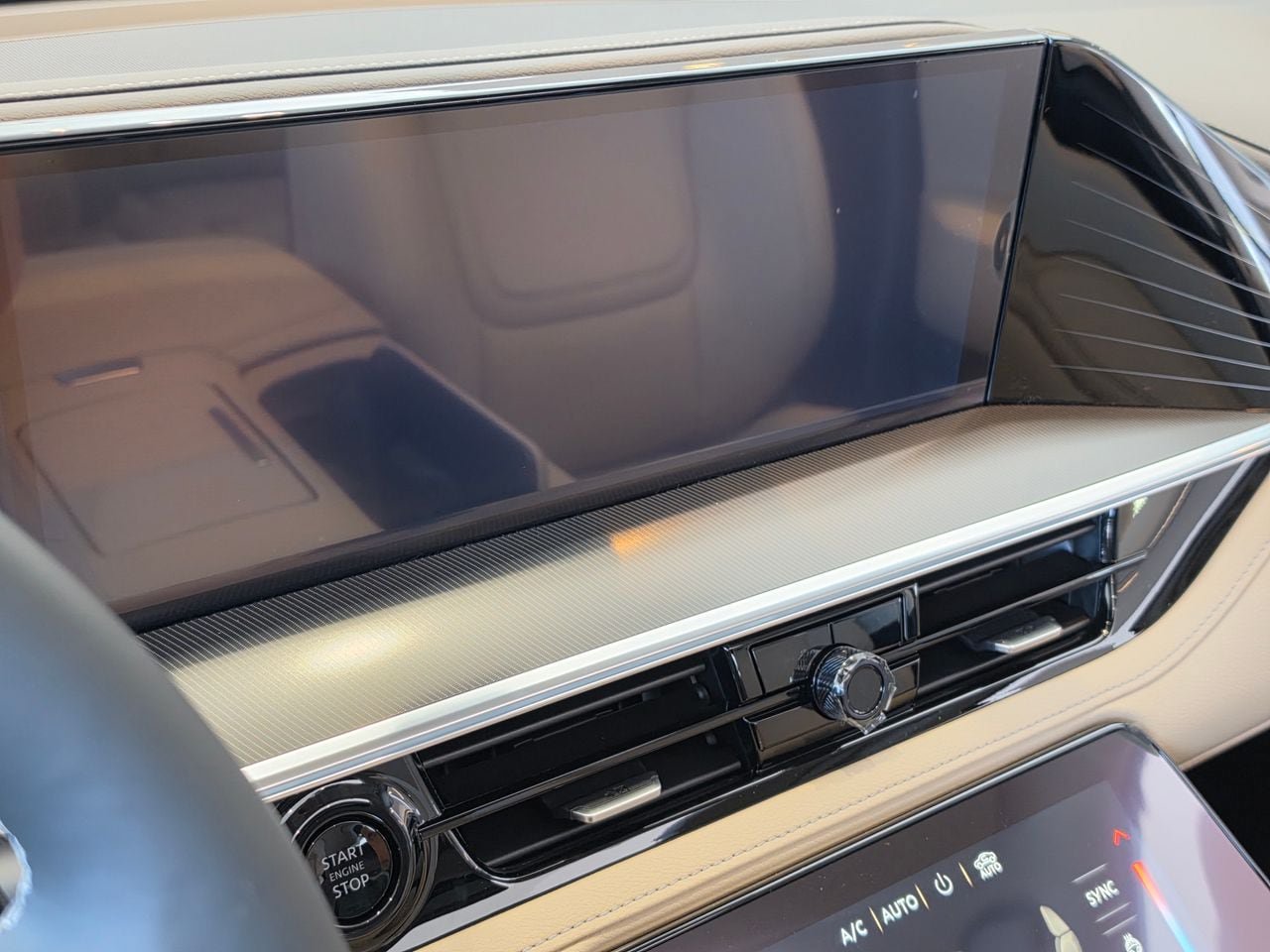 Certified 2026 INFINITI QX80 Pure AWD/4WD image 18