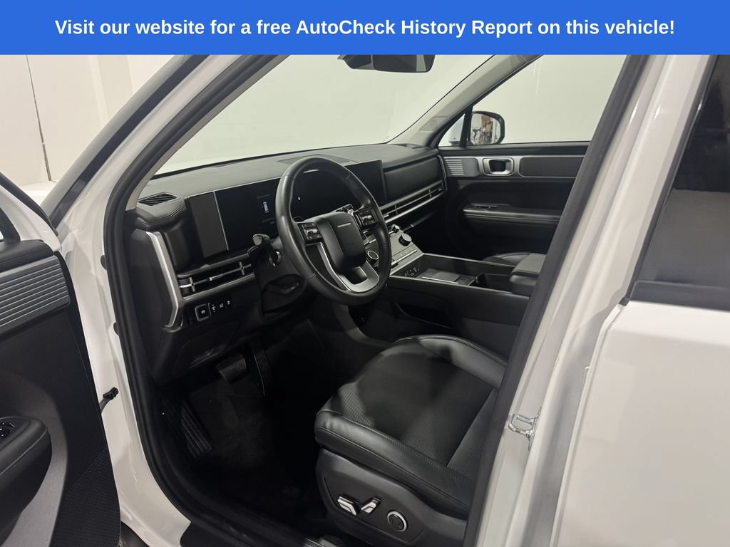 Used 2025 Hyundai Santa Fe SEL FWD image 15